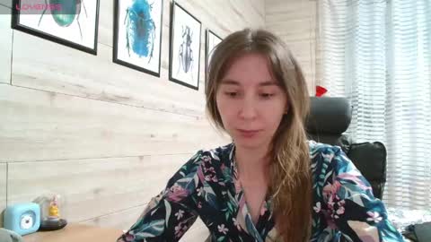 Anna  online show from 04/28/26, 03:17