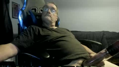 wowsers2022 online show from 11/11/25, 12:32