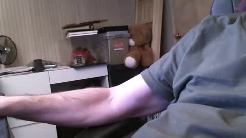 wrangleat0r online show from 10/28/25, 04:09