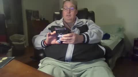 Wren online show from 11/24/25, 04:23