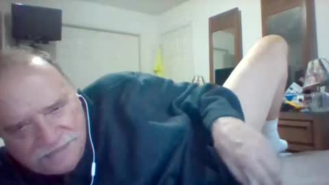 Snapshot of wvmountainlover chatting on 01/14/26, 06:24 wvmountainlover online show from 01/14/26, 06:24