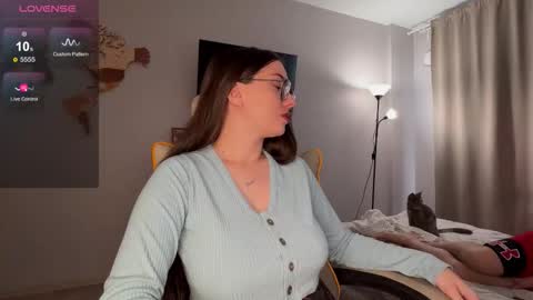 Eric and Christine 3 online show from 10/11/25, 06:34