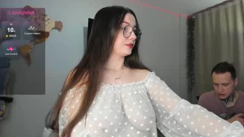 Eric and Christine 3 online show from 12/21/25, 12:45