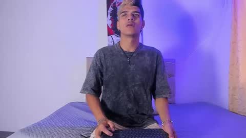 wyatt online show from 09/12/25, 11:32