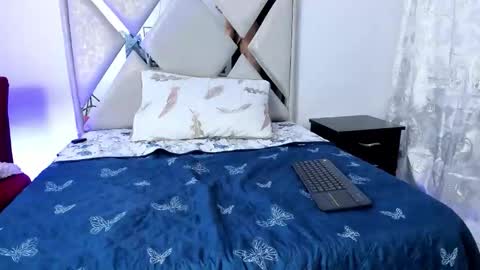 wyatt online show from 12/20/25, 03:19