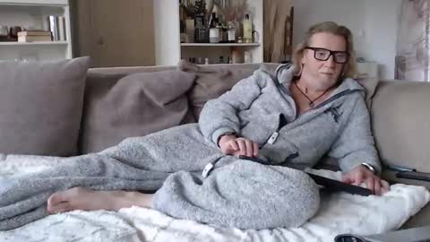 WyattEarp64 online show from 11/07/25, 08:58