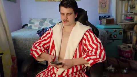 Wyatt online show from 10/24/25, 06:59