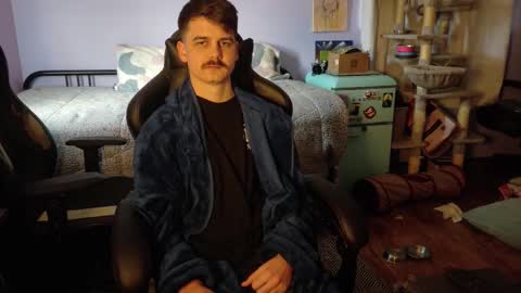 Wyatt online show from 11/28/25, 07:38