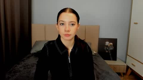 Snapshot of wynonasirin chatting on 09/09/25, 04:01 Margo online show from 09/09/25, 04:01