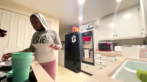 Wynter Heat online show from 02/05/25, 05:41