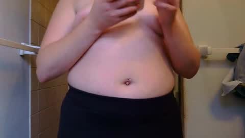 x2kayx2 online show from 11/22/25, 08:08