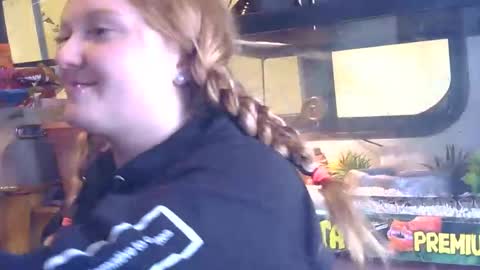 Snapshot of x2kayx2 chatting on 02/02/26, 05:55 x2kayx2 online show from 02/02/26, 05:55