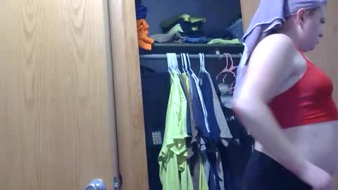 Snapshot of x2kayx2 chatting on 03/06/26, 09:11 x2kayx2 online show from 03/06/26, 09:11