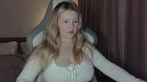 Snapshot of x__ivy_x chatting on 02/24/26, 05:22 eva online show from 02/24/26, 05:22