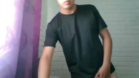 x_andrescam online show from 02/27/25, 07:04