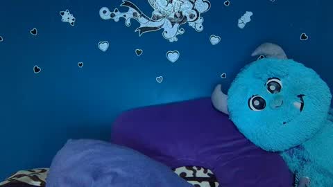 Karen online show from 09/19/25, 04:58