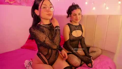 Snapshot of x_moonshine chatting on 05/01/26, 04:28 s s s online show from 05/01/26, 04:28