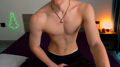 Snapshot of x_nile chatting on 01/16/26, 04:27 Nile online show from 01/16/26, 04:27