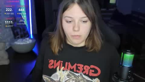 LOVE NERDS ONLY online show from 09/19/25, 03:19