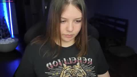 LOVE NERDS ONLY online show from 10/27/25, 02:48