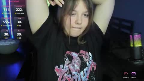 LOVE NERDS ONLY online show from 10/31/25, 05:19