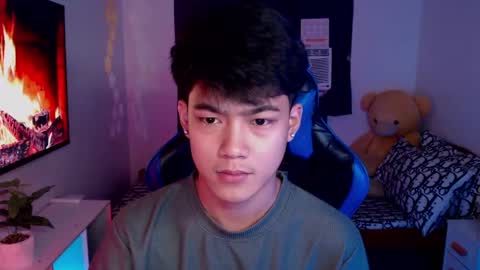 Prince Aldrian  online show from 01/03/25, 02:30