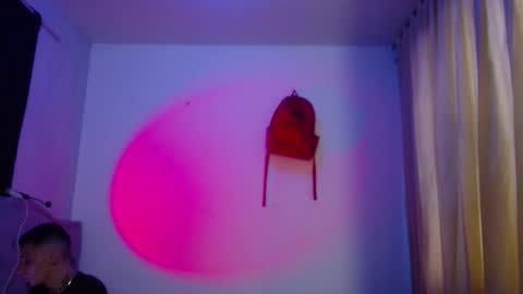 xalejo_max online show from 10/10/25, 09:03