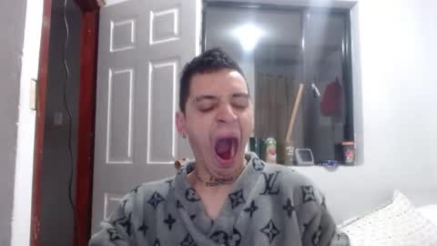 xalejo_max online show from 11/04/25, 11:31