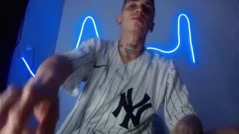 xalejo_max online show from 12/02/25, 11:11