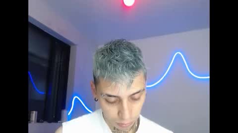 xalejo_max online show from 02/08/26, 12:19