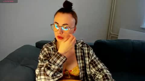 Snapshot of xapka_lapka chatting on 05/28/26, 04:10 Alice online show from 05/28/26, 04:10