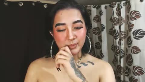 Nira   NOT INTO CHEAP GUYS  online show from 01/10/25, 10:15