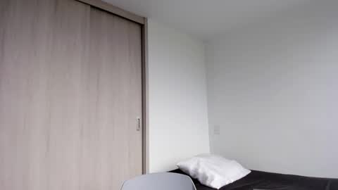 Xavier online show from 02/14/25, 08:05