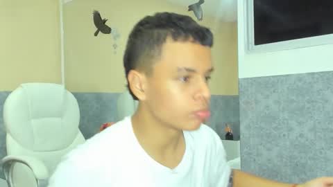 xavier fox   online show from 10/15/25, 12:49