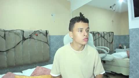 xavier fox   online show from 10/16/25, 03:51