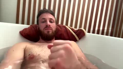 Snapshot of xavou779 chatting on 12/20/24, 11:10 xavou779 online show from 12/20/24, 11:10