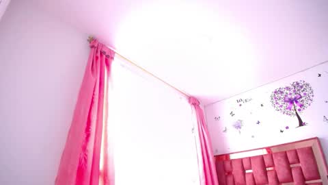 xayu online show from 02/20/25, 06:57