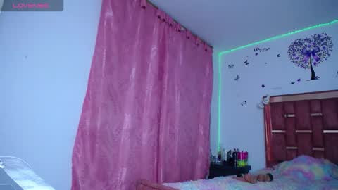 xayu online show from 10/02/25, 07:15