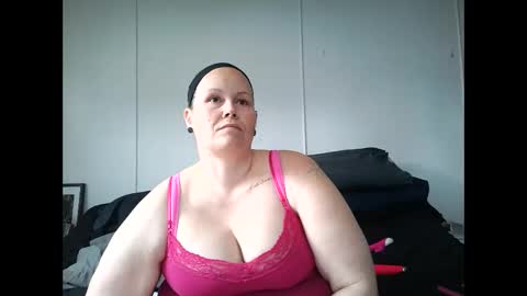 Snapshot of xbeautifulxliex chatting on 04/27/26, 05:00 xbeautifulxliex online show from 04/27/26, 05:00