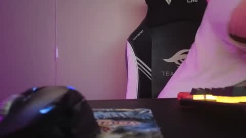 Snapshot of xburst chatting on 03/22/26, 03:43 xburst online show from 03/22/26, 03:43