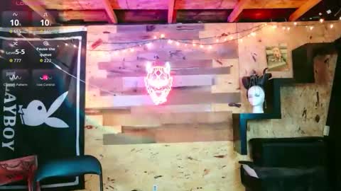 Caitie Rage online show from 10/28/25, 12:25