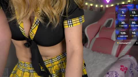 spoil me here  online show from 02/26/25, 10:04