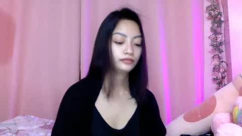 Sachi Cy online show from 02/05/25, 01:00