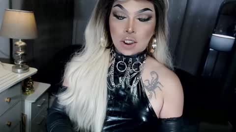 Zhavia online show from 12/19/25, 05:09