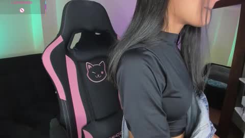 Kanae. online show from 10/29/25, 11:28