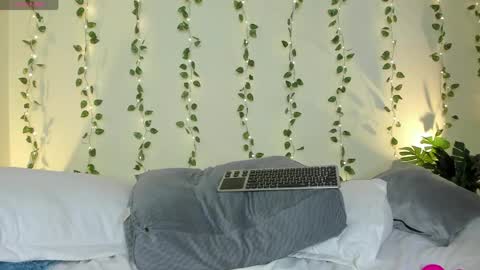    online show from 04/18/26, 11:38