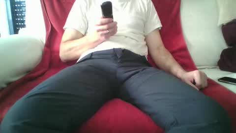 Snapshot of xeson47 chatting on 04/09/26, 08:31 xeson47 online show from 04/09/26, 08:31