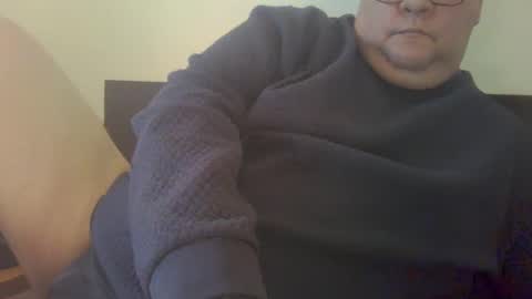 Snapshot of xevi1974 chatting on 12/27/24, 10:55 xevi1974 online show from 12/27/24, 10:55