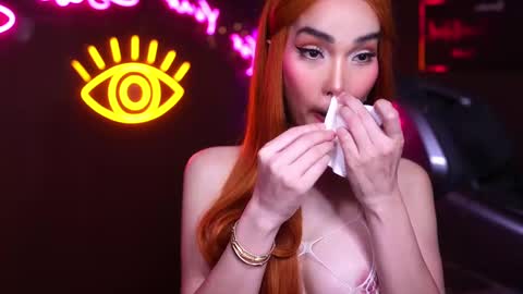 Anne online show from 02/19/25, 01:18