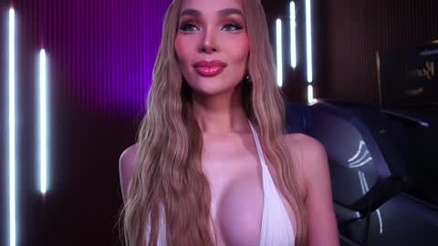 Anne online show from 10/16/25, 03:07